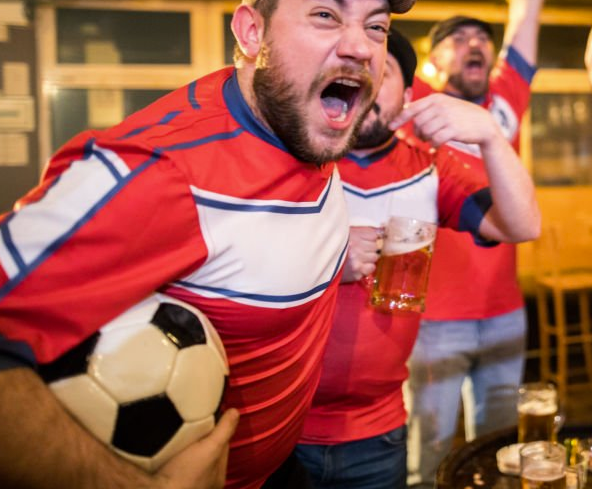 Local Bars for Football Fans A Global Guide to the Best Spots to Watch the Game